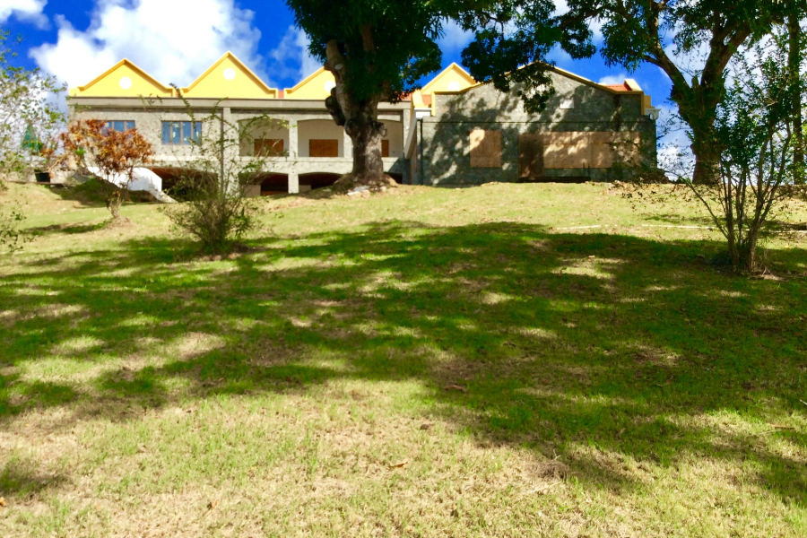 St. Lucia Real Estate 6 Bedroom Property