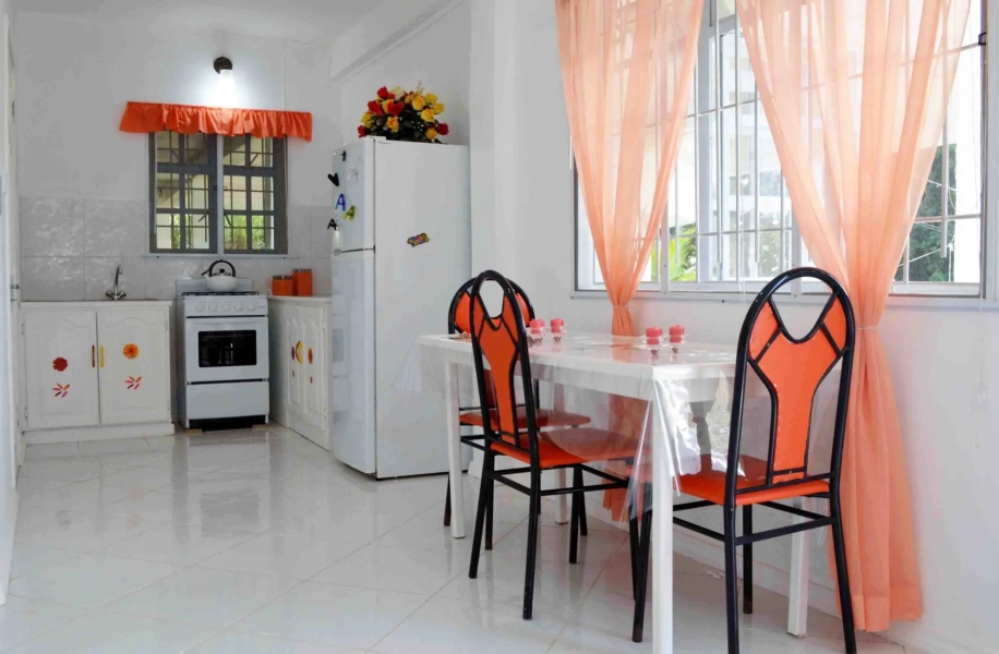 St. Lucia Real Estate Sea View Villa in Castries dining table