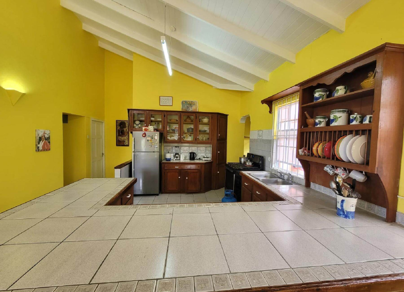 st lucia real estate Sea View 3 Bed Villa with Guest Apartment cupboards