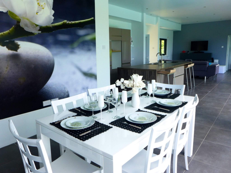 st lucia real estate 3-Bedroom Villa with Breathtaking Caribbean Sea Views dinning table